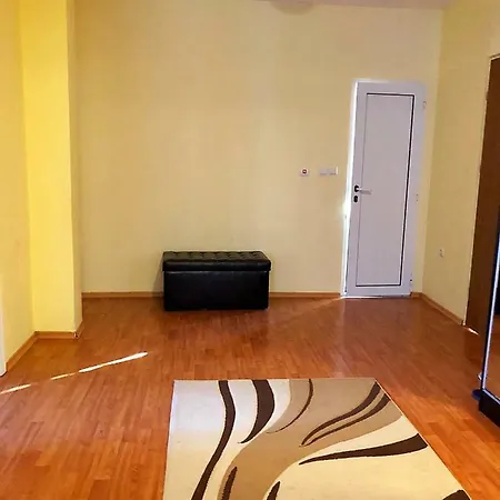 Apartments Apartment *